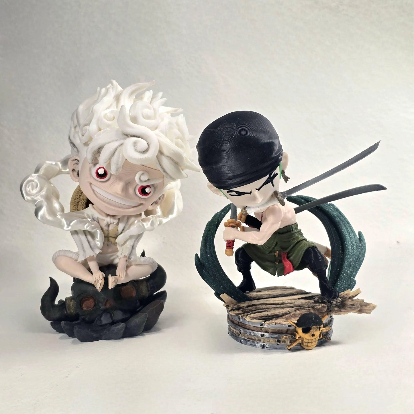 Hand-Painted Anime Figurines (Zoro&Awakened-Luffy)